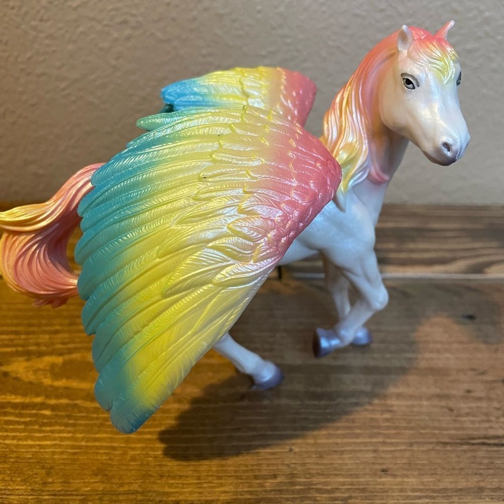 Creatology Flying Pegasus Rainbow Mystical Figure